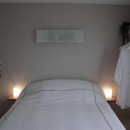 Lucbardez-et-Bargues Au Doux Repos Bed & Breakfast エクステリア 写真