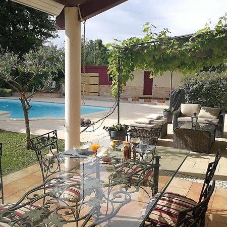 Lucbardez-et-Bargues Au Doux Repos Bed & Breakfast エクステリア 写真