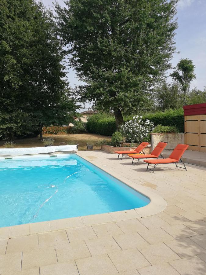 Lucbardez-et-Bargues Au Doux Repos Bed & Breakfast エクステリア 写真