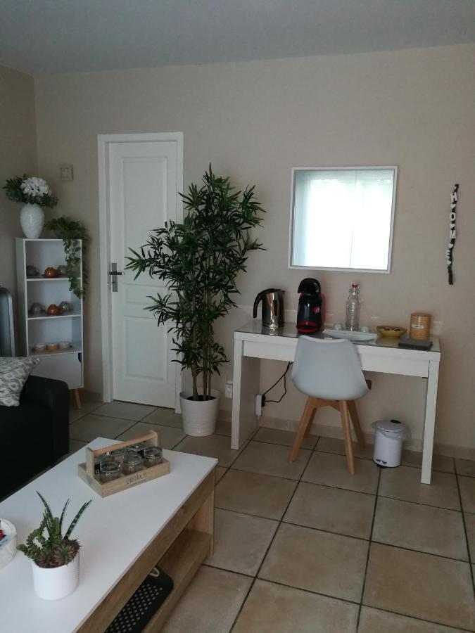 Lucbardez-et-Bargues Au Doux Repos Bed & Breakfast エクステリア 写真